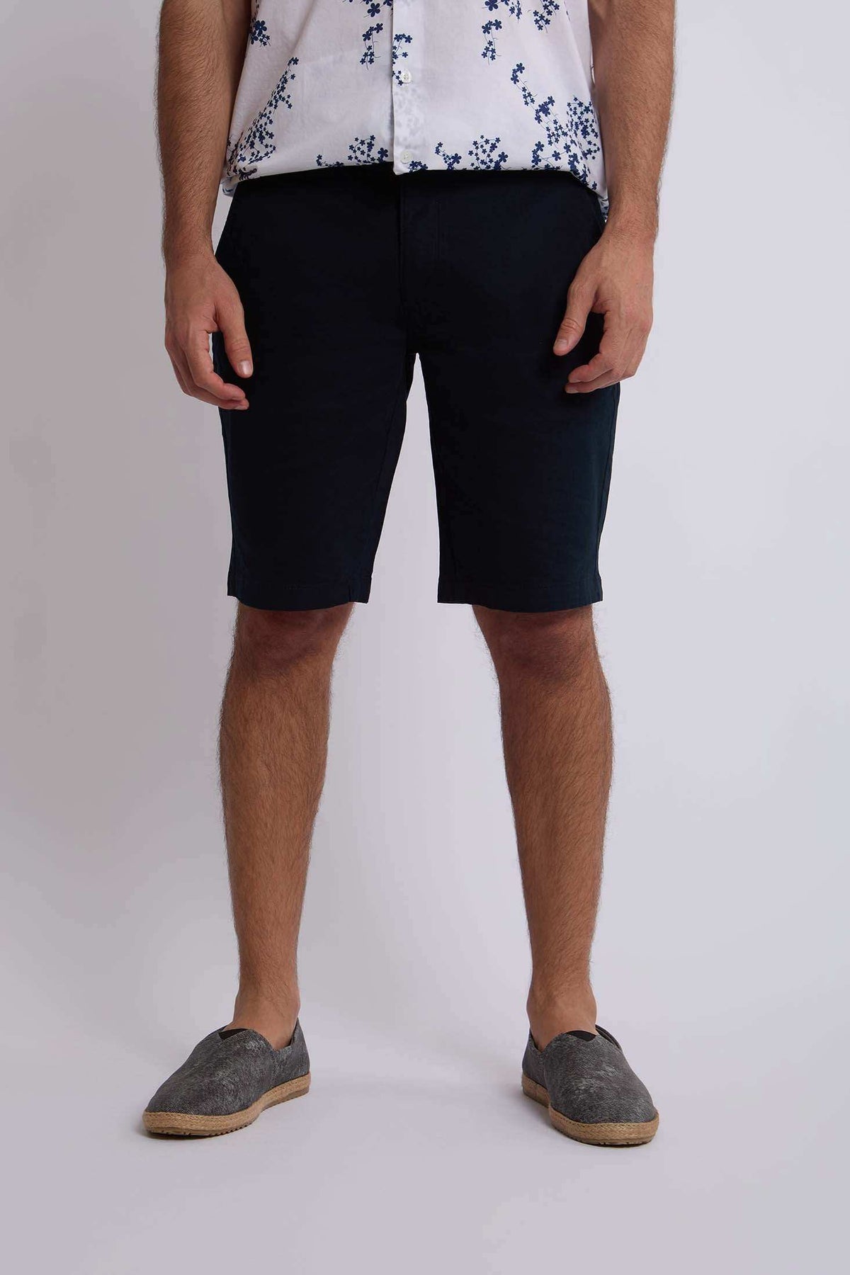 Men Regular Fit Bermuda - Navy