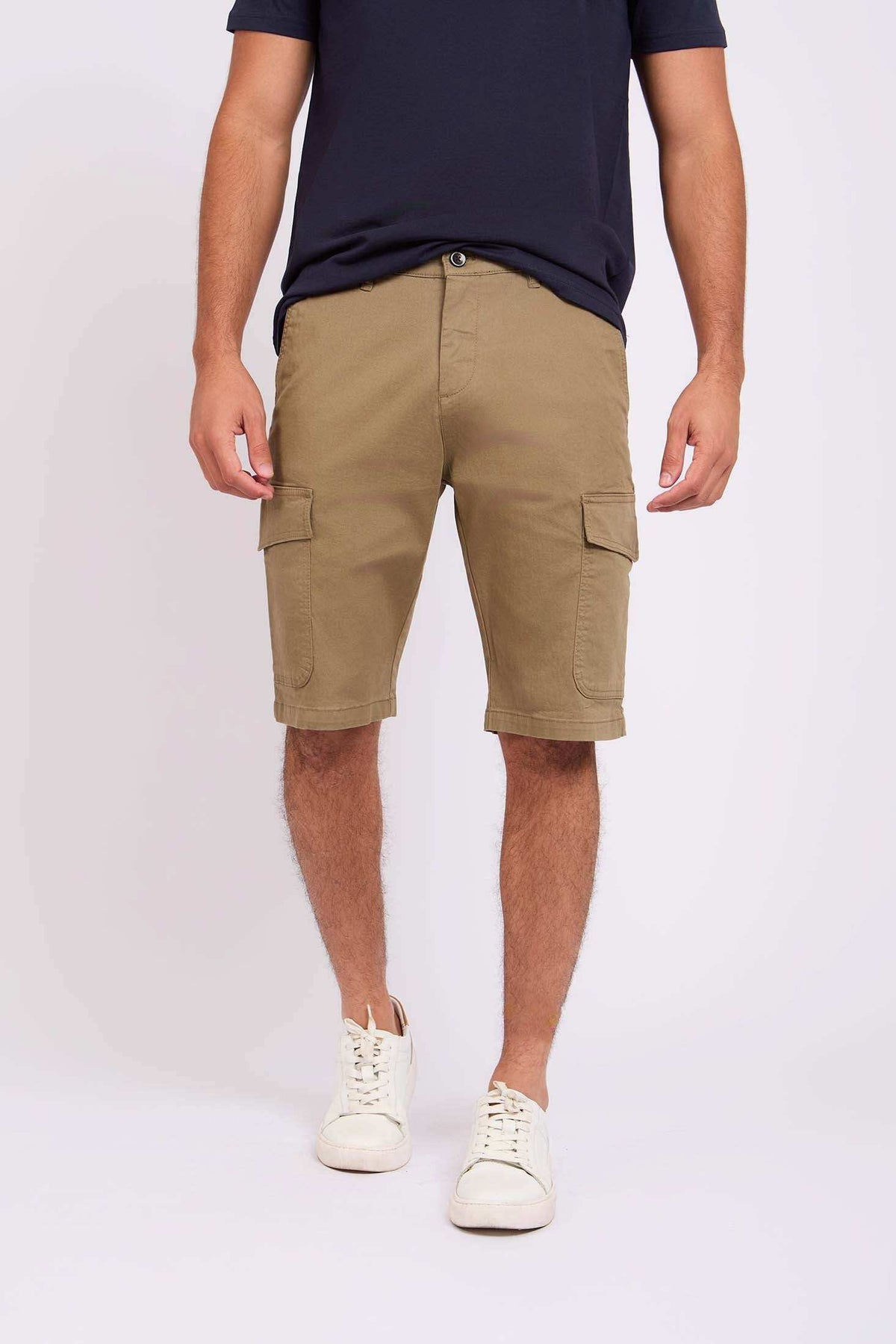 Men Regular Fit Bermuda Green