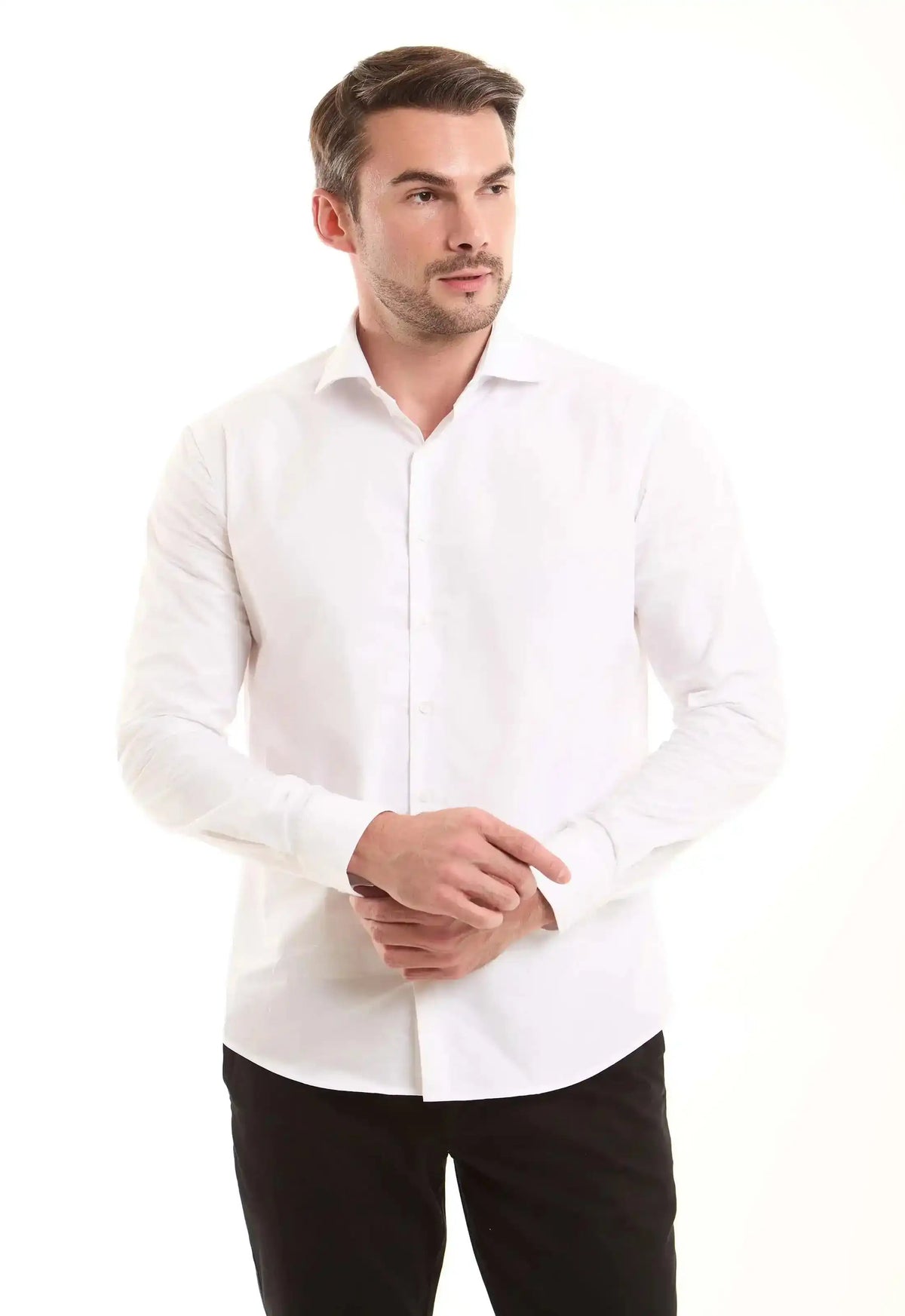 Solid Long Sleeves Buttoned Shirt