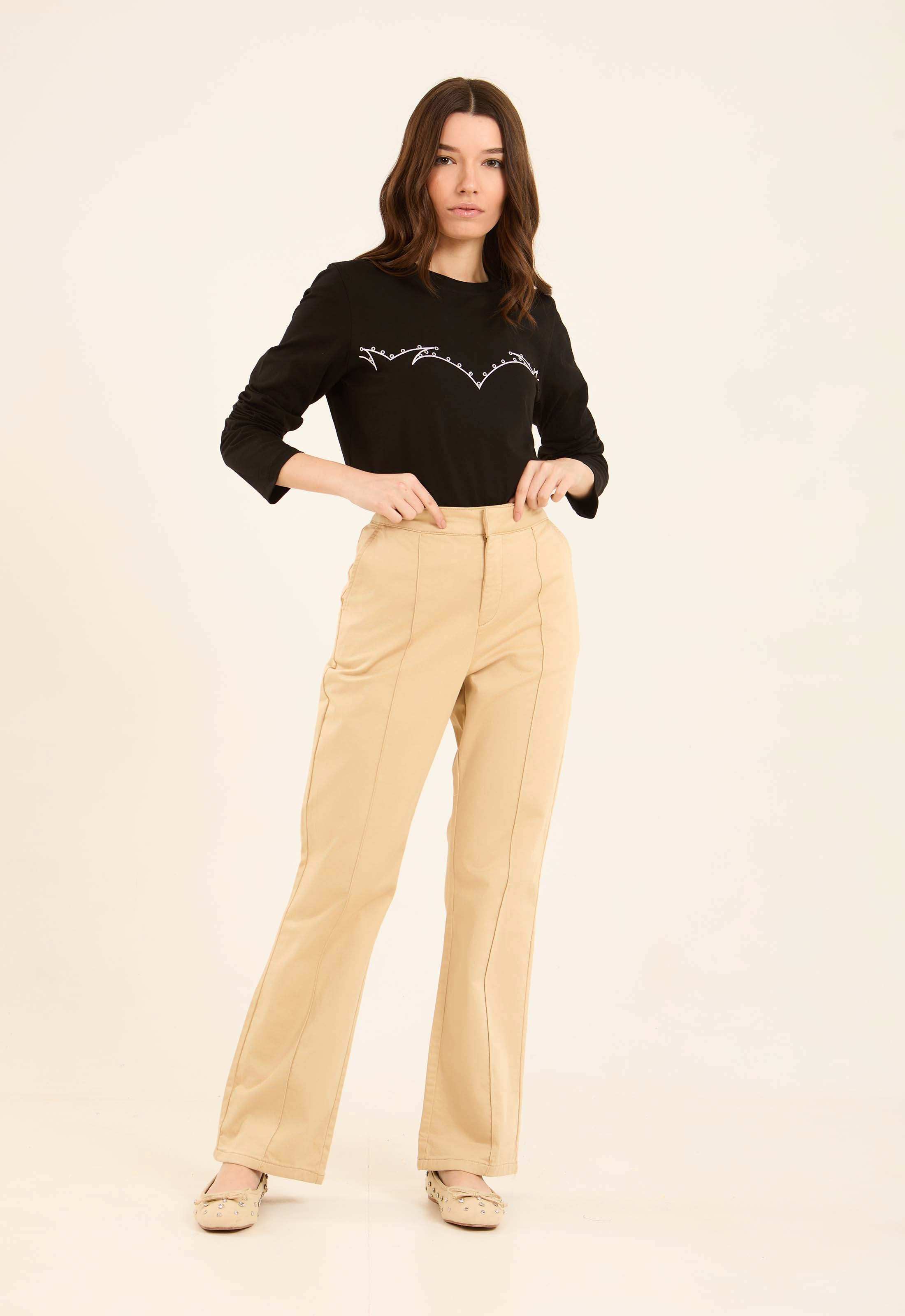 Front Stitches Long Sleeves Tee