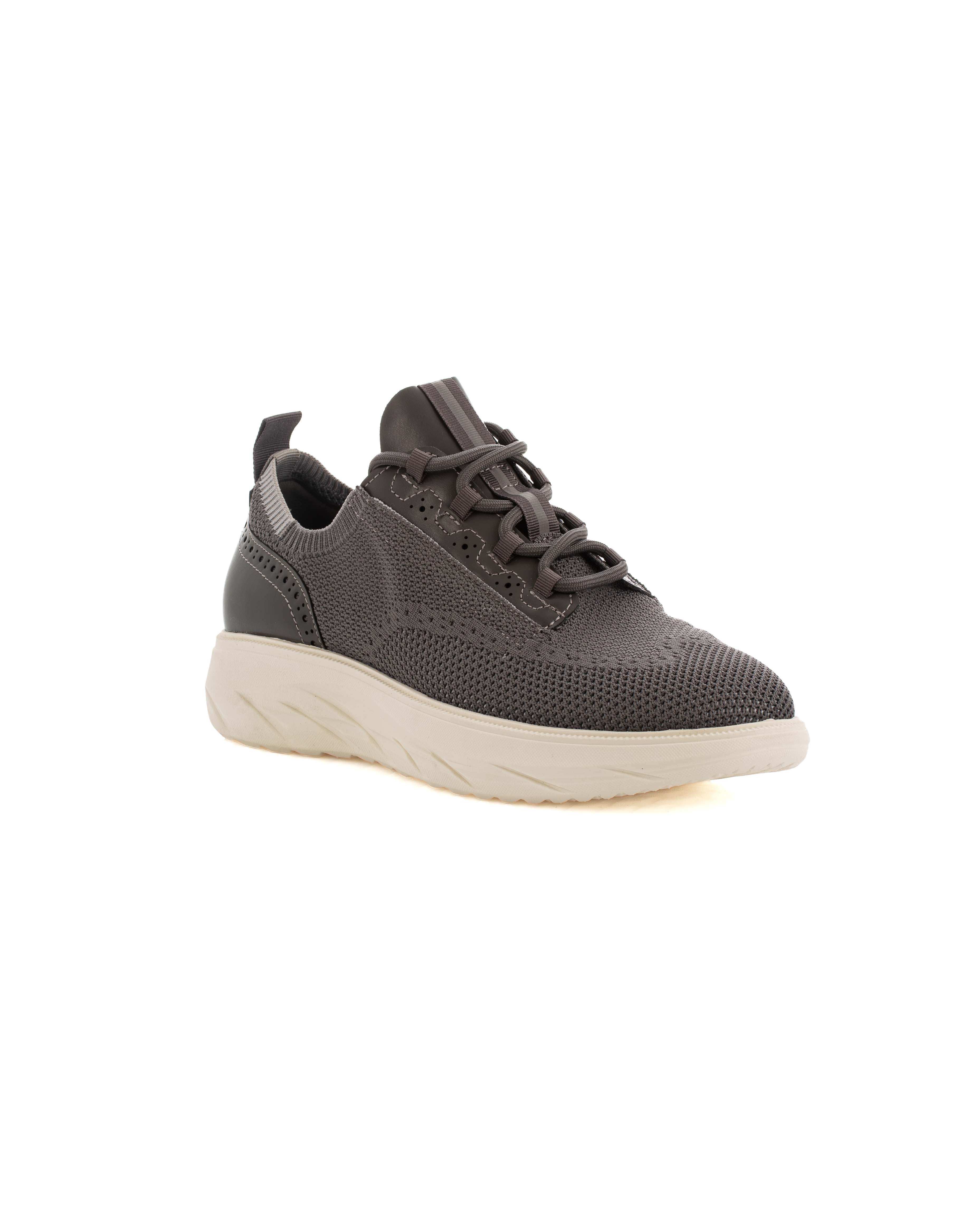 Comfy Lace-Up Knitted Sneakers