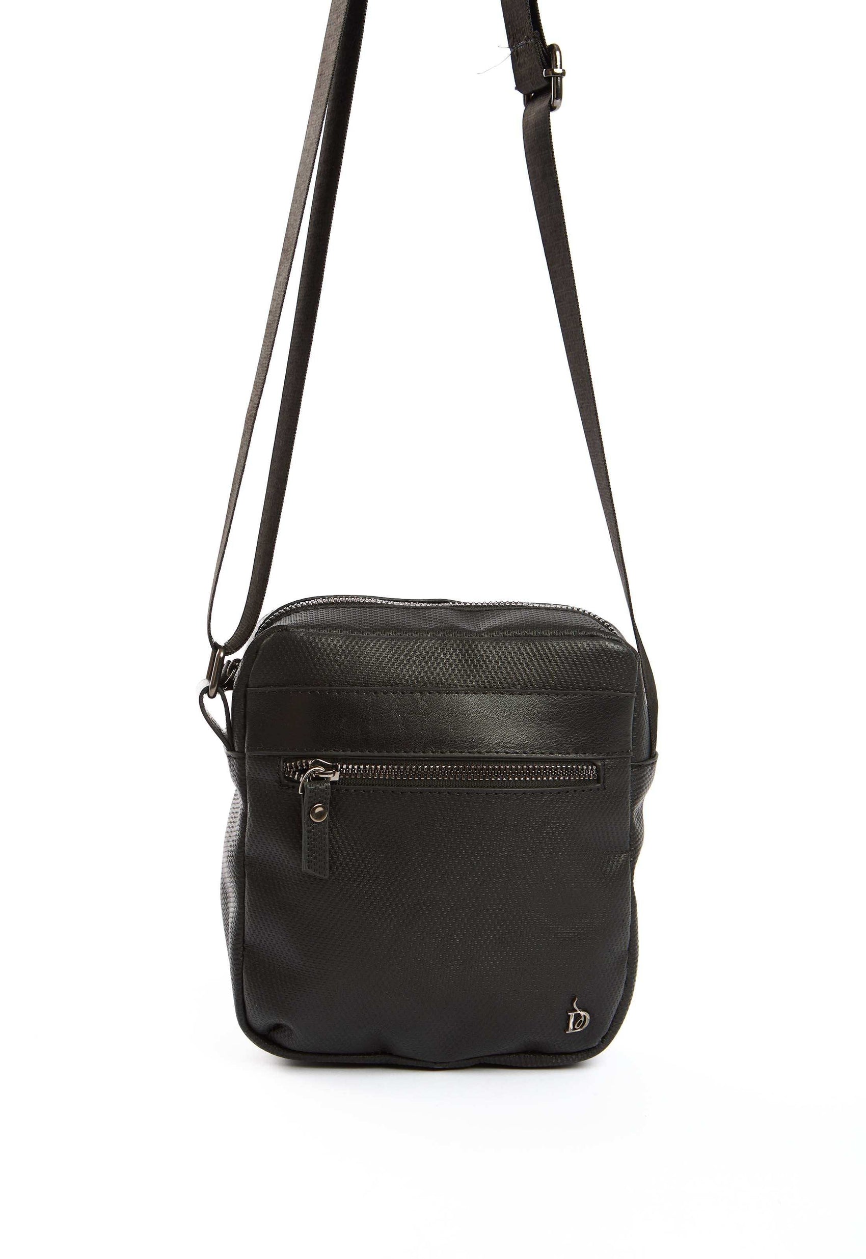 Textured Leather Zipped Crossbody Bag