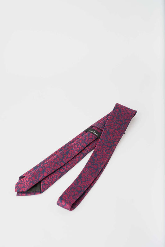 Gentle Flory Pattern Formal Tie