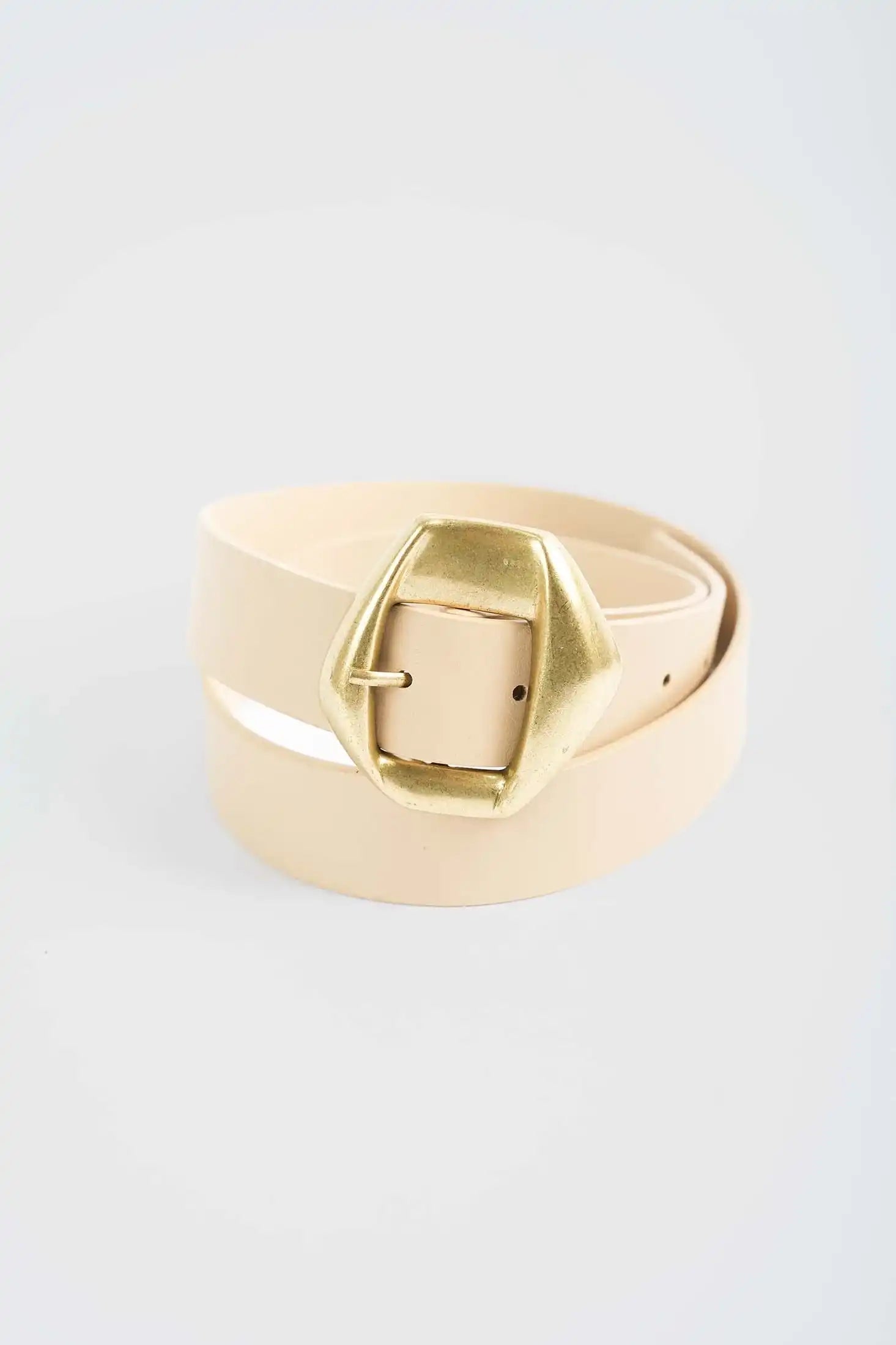 Modern Sculpted Buckle Belt
