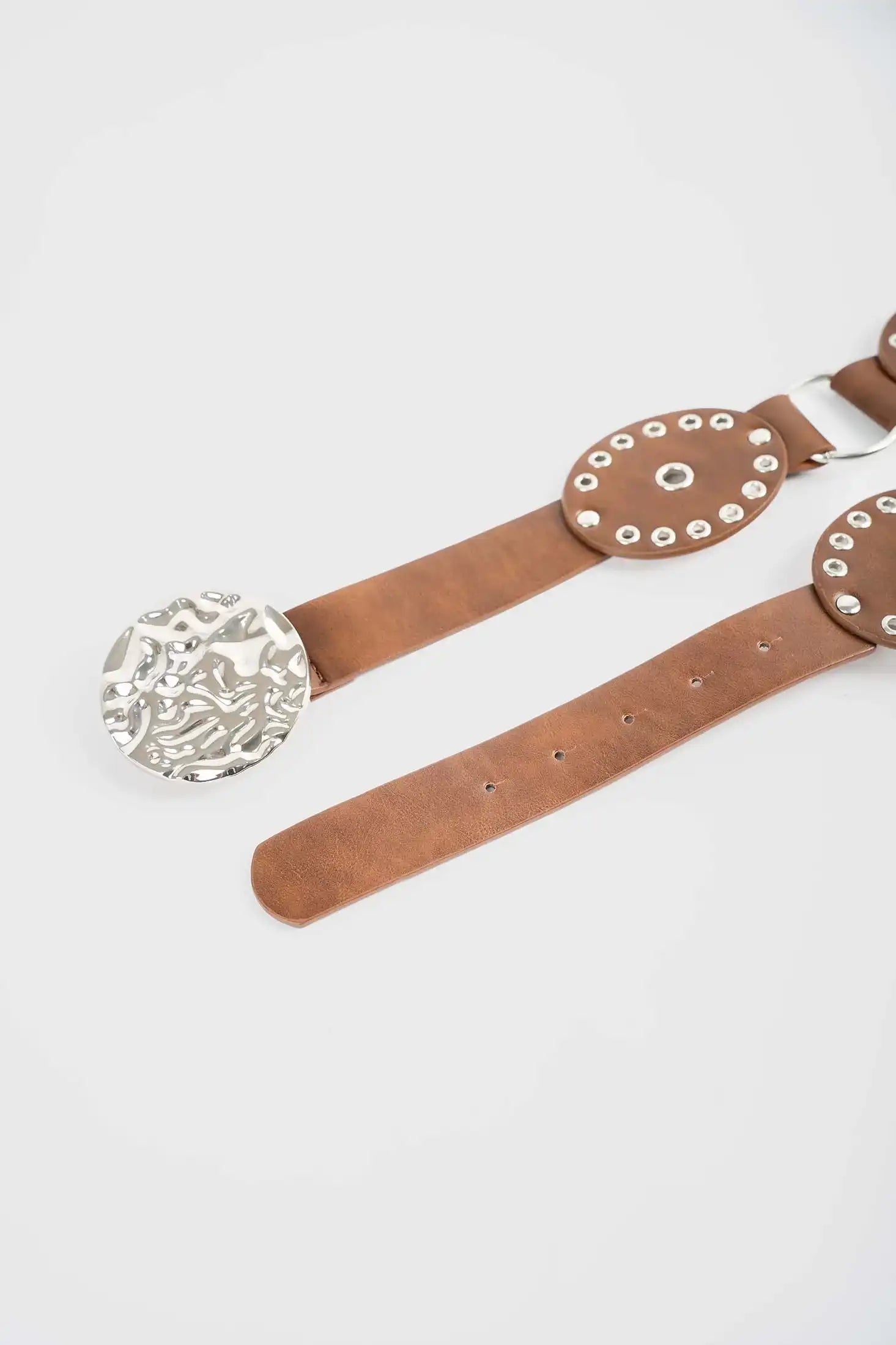Textured Disc Accent Belt
