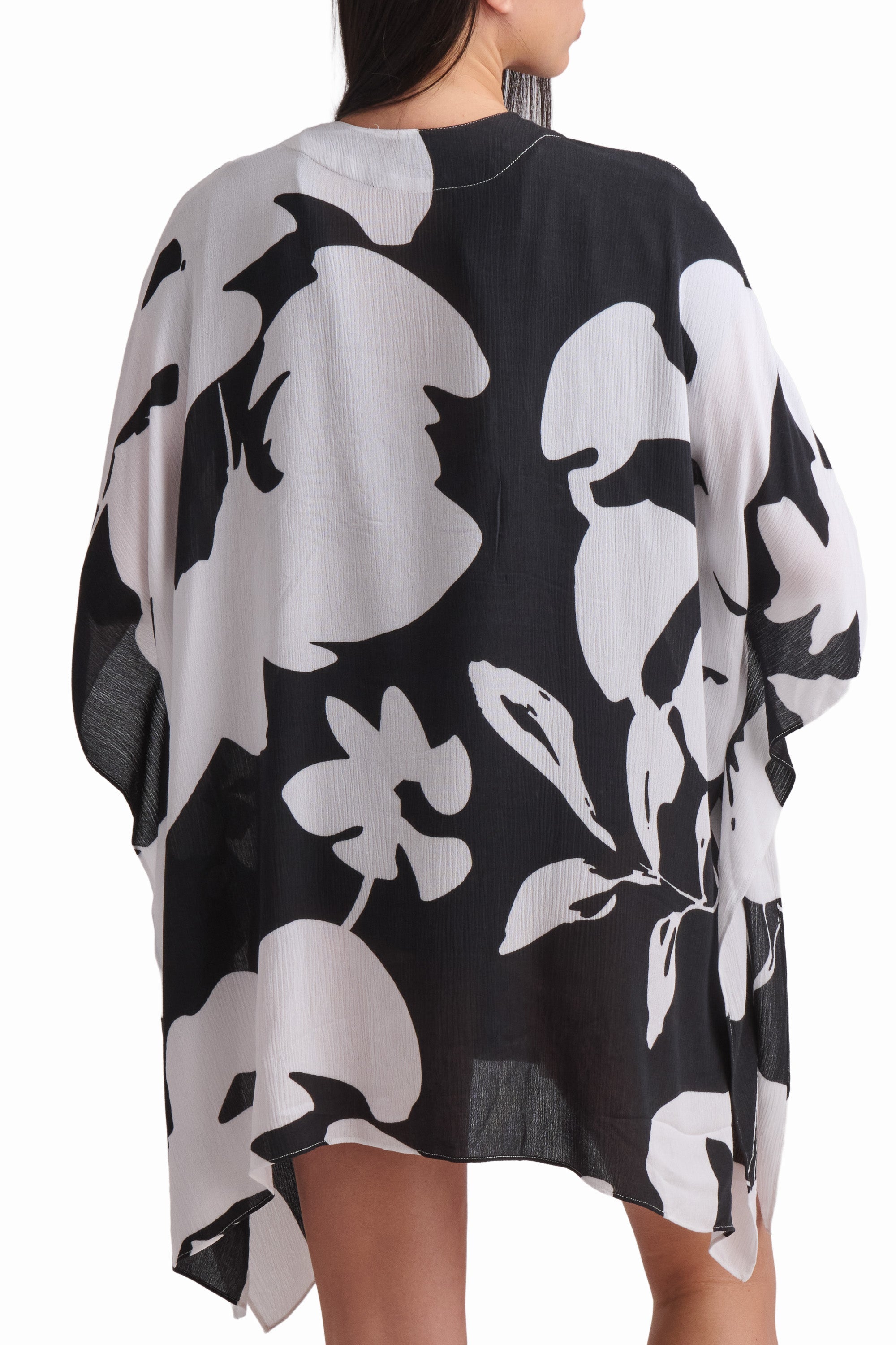 Black and White Printed Beach Kimono