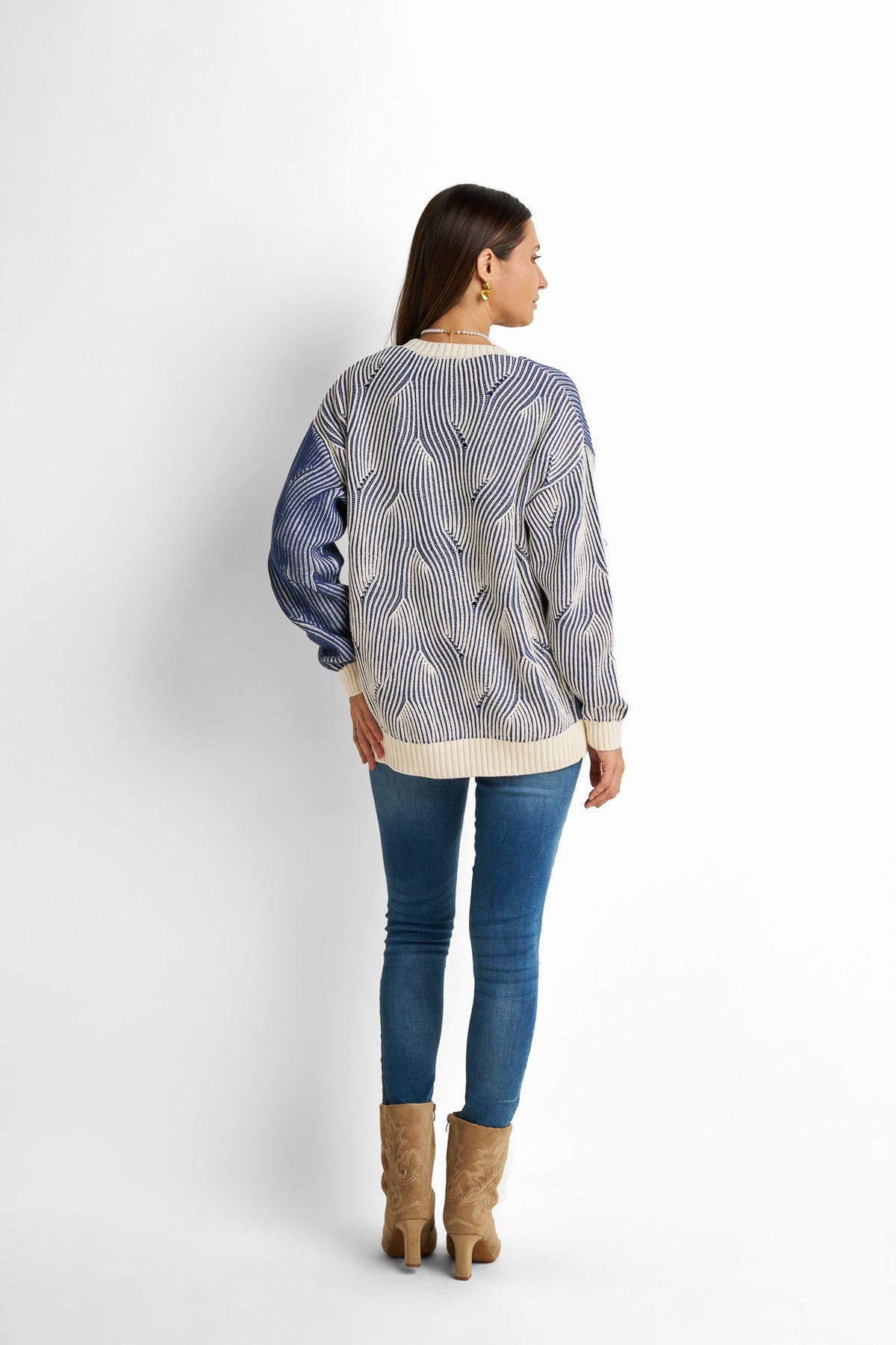 Loose-Fit V-Neck Cardigan