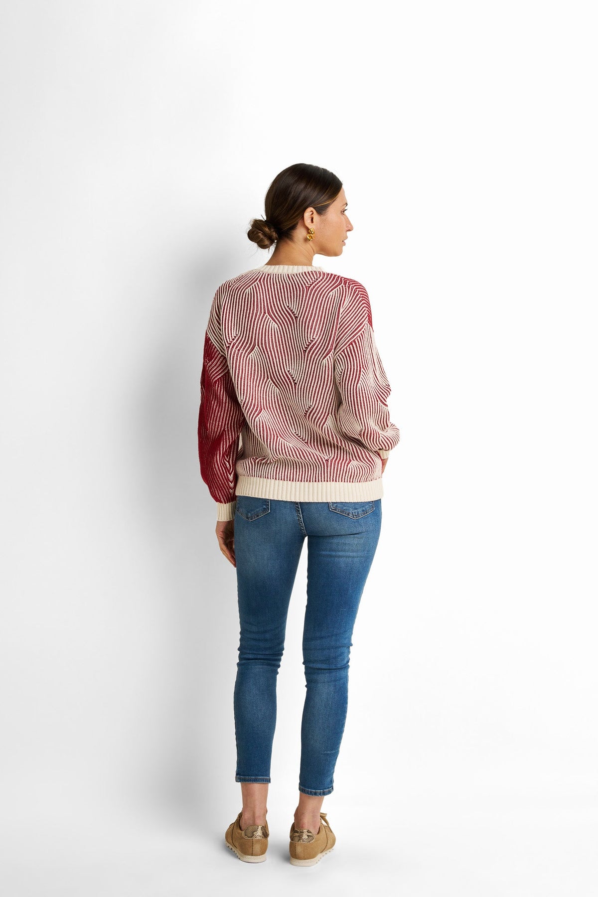 Loose-Fit Pullover